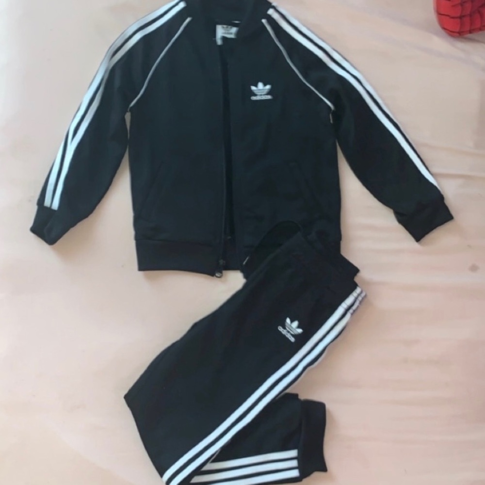 Adidas :Toddler Two piece Track Suit